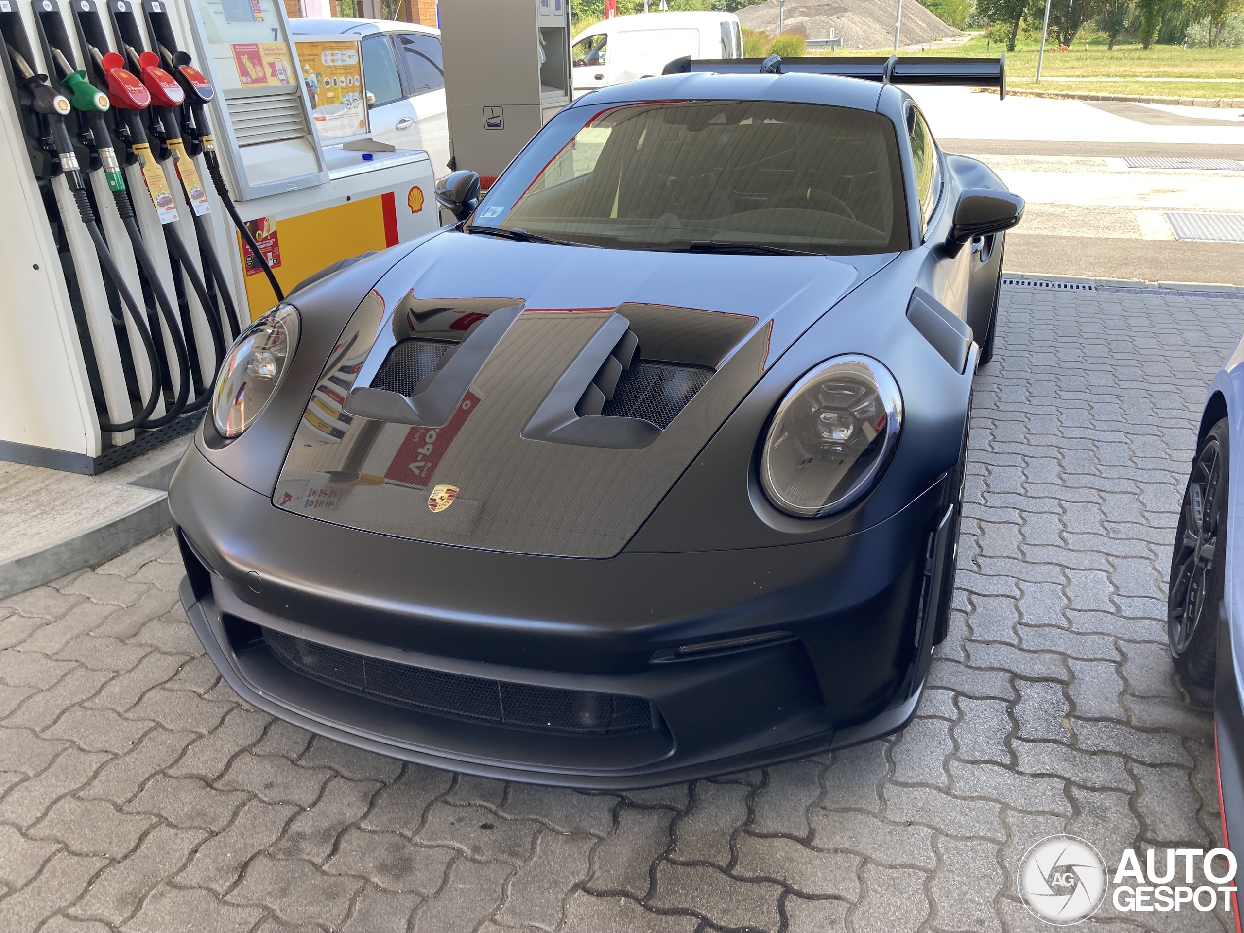 Porsche 992 GT3 RS MkI Weissach Package - 24 December 2024 - Autogespot
