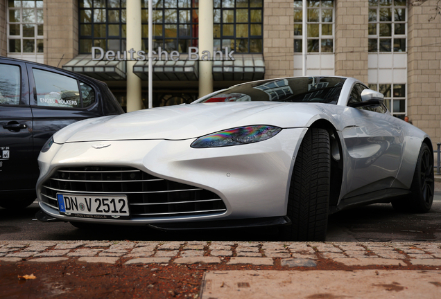 Aston Martin V8 Vantage 2018