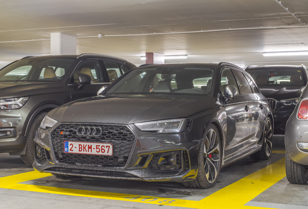 Audi RS4 Avant B9