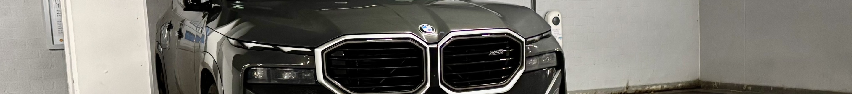 BMW XM G09