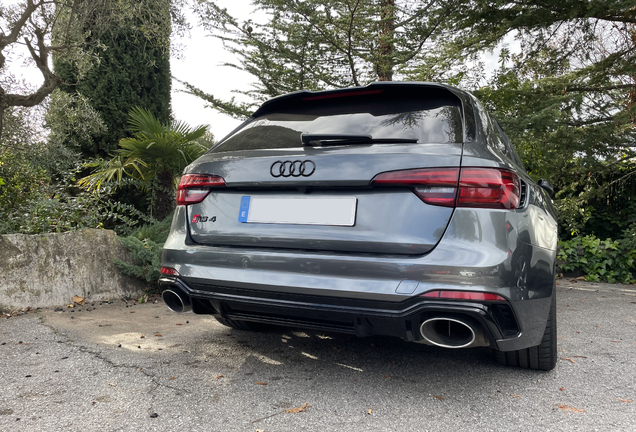 Audi RS4 Avant B9