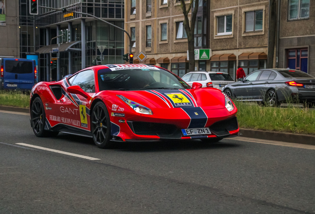 Ferrari 488 Pista