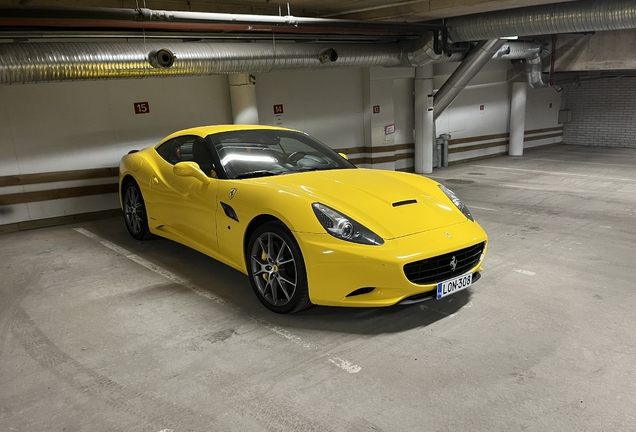 Ferrari California