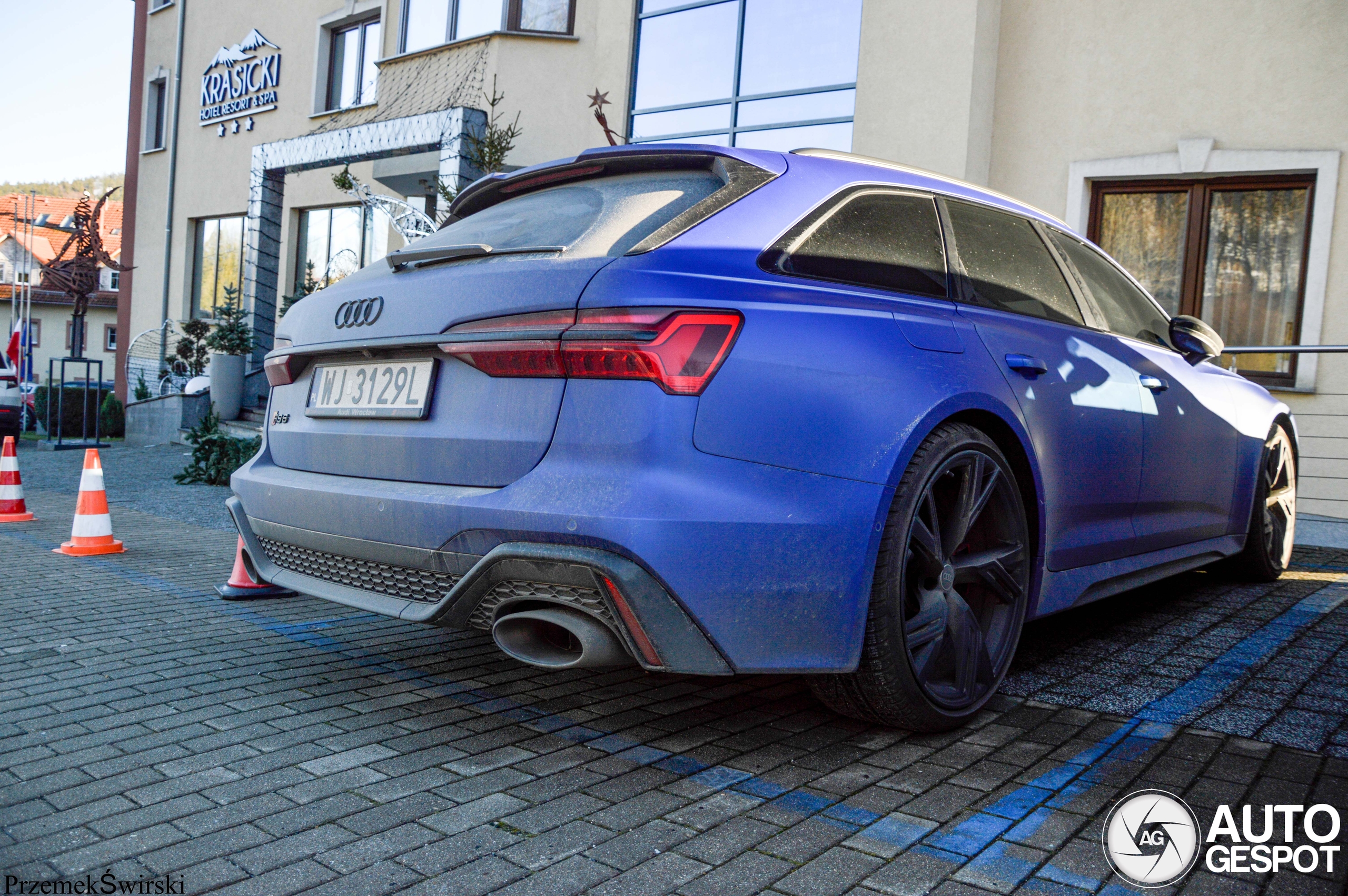 Audi RS6 Avant C8