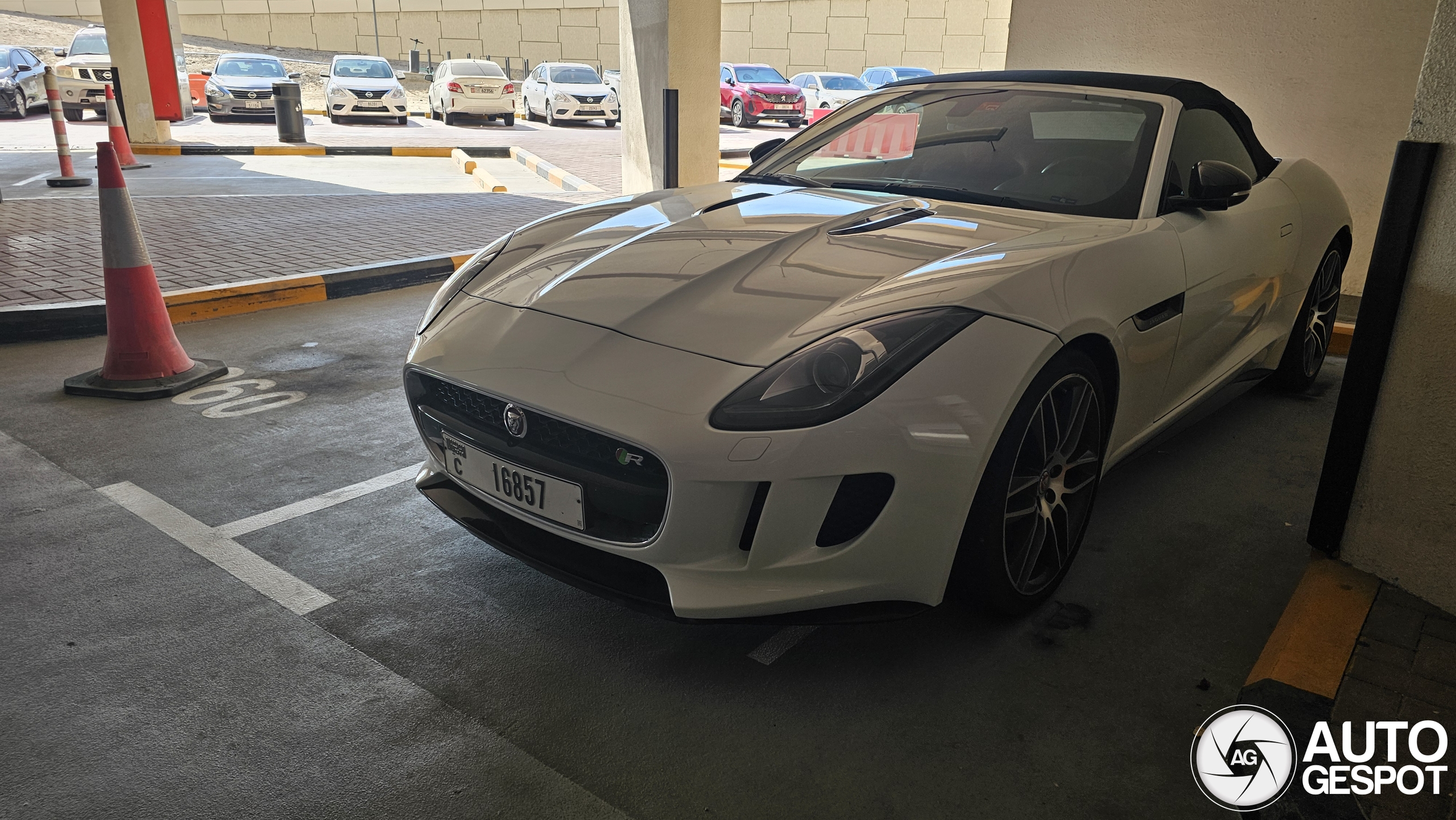 Jaguar F-TYPE R Convertible
