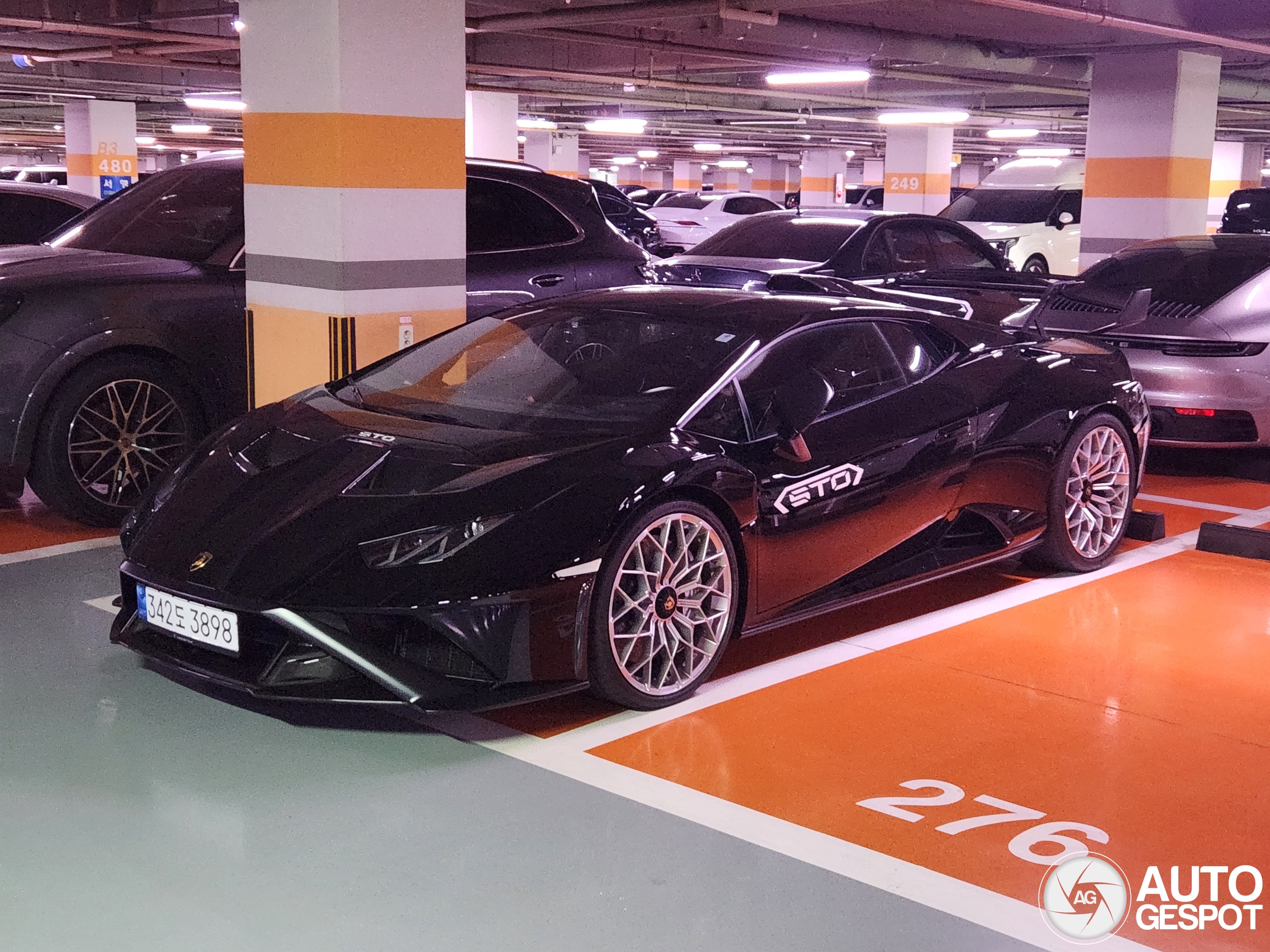 Lamborghini Huracán LP640-2 STO