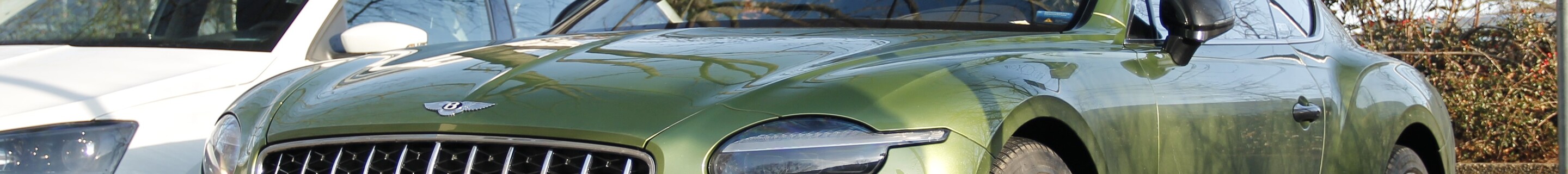 Bentley Continental GT Azure 2025