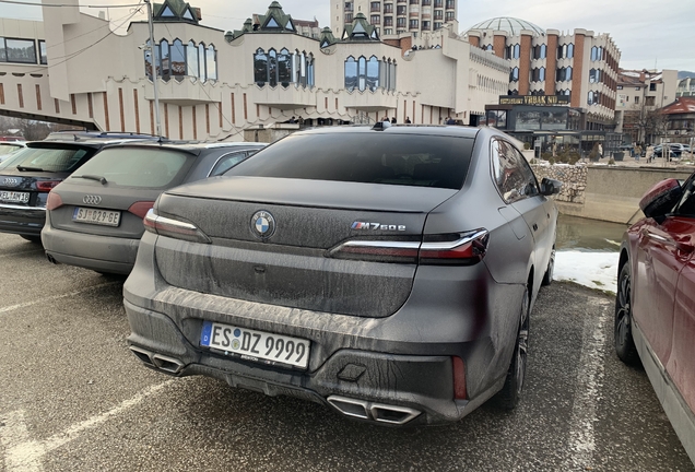 BMW M760e xDrive