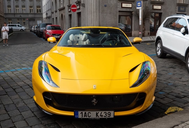 Ferrari 812 GTS