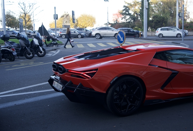 Lamborghini Revuelto