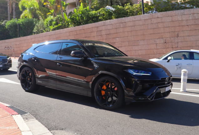 Lamborghini Urus Performante