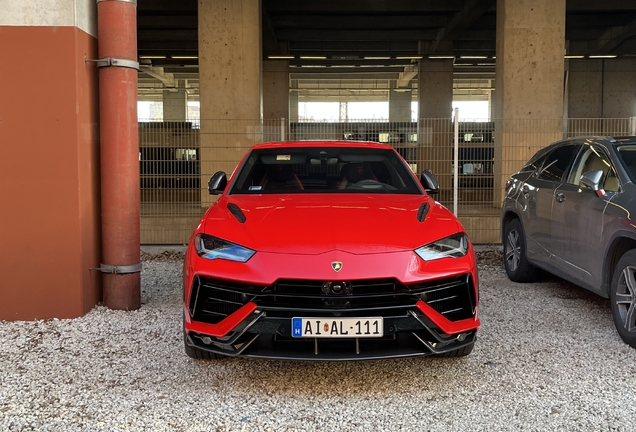 Lamborghini Urus Performante