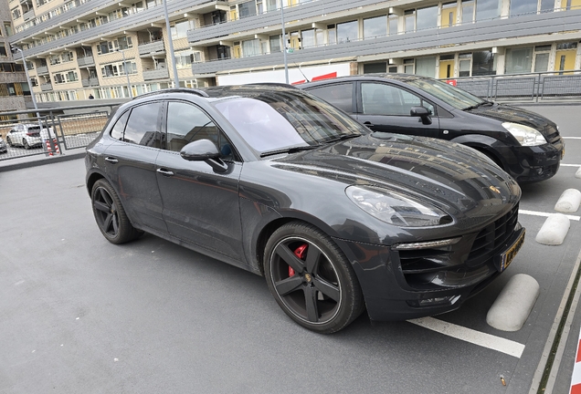 Porsche 95B Macan GTS