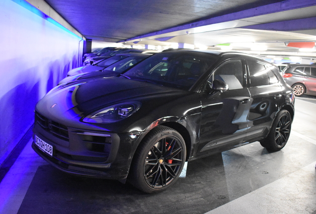 Porsche 95B Macan GTS MkIII