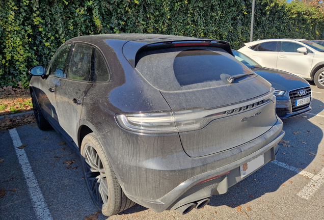 Porsche 95B Macan GTS MkIII