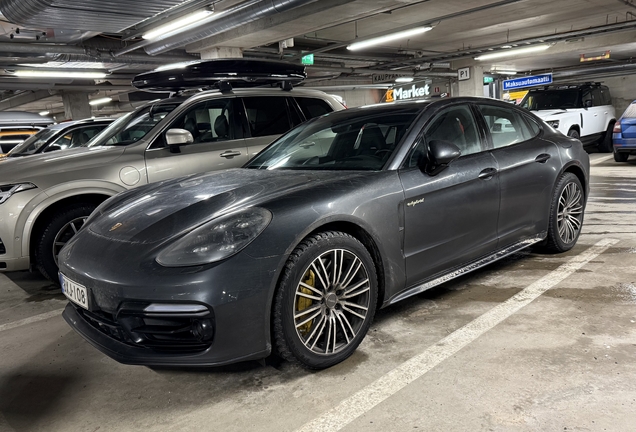 Porsche 971 Panamera Turbo S E-Hybrid