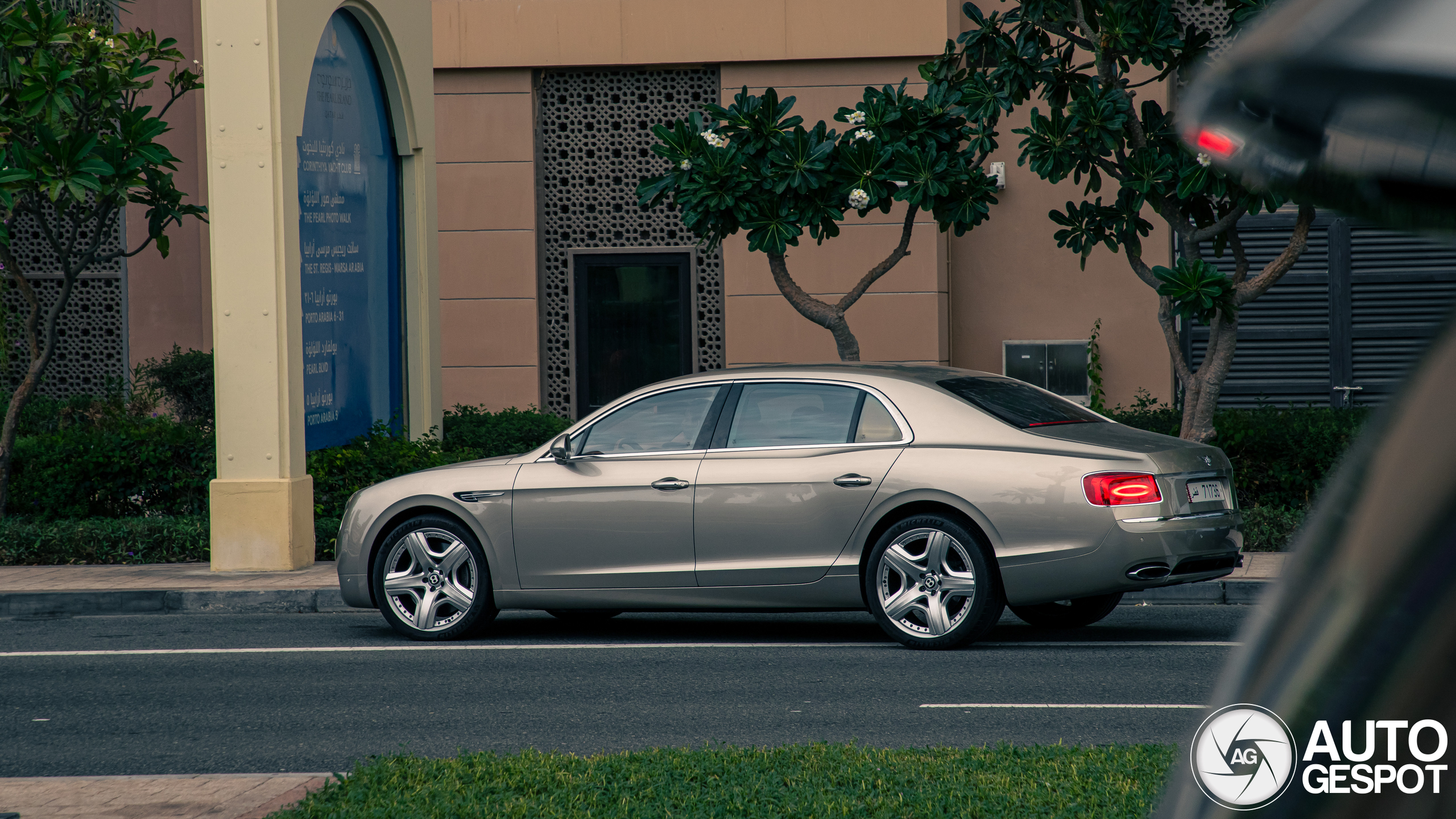 Bentley Flying Spur W12