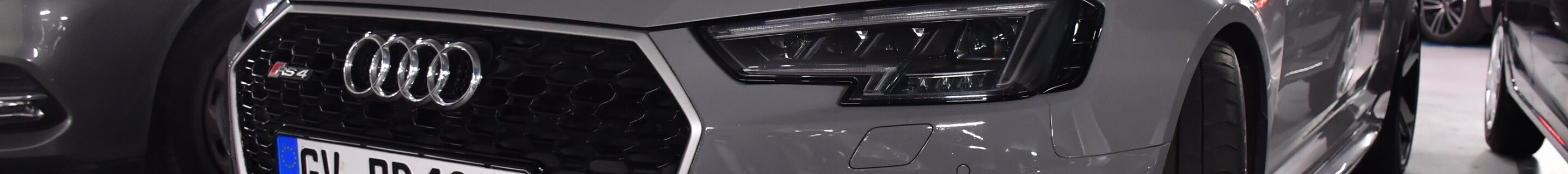 Audi RS4 Avant B9