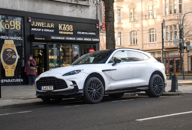 Aston Martin DBX707