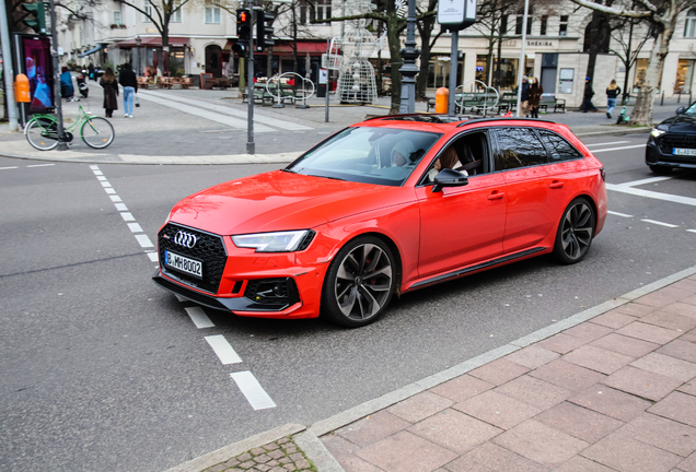 Audi RS4 Avant B9