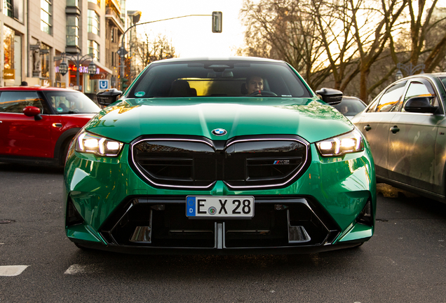 BMW M5 G90