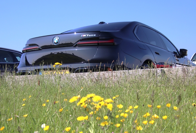 BMW M760e xDrive
