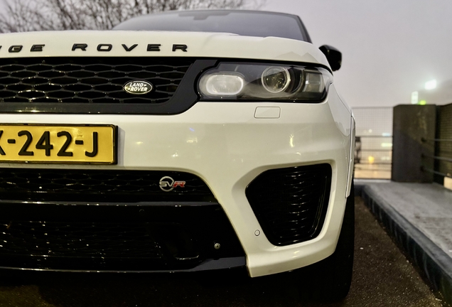 Land Rover Range Rover Sport SVR