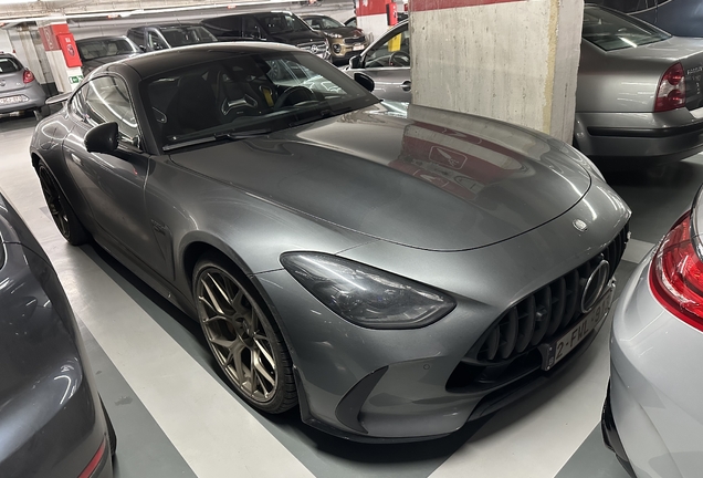 Mercedes-AMG Brabus GT B40S-750 C192