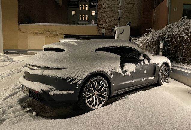Porsche Taycan GTS Sport Turismo MkI