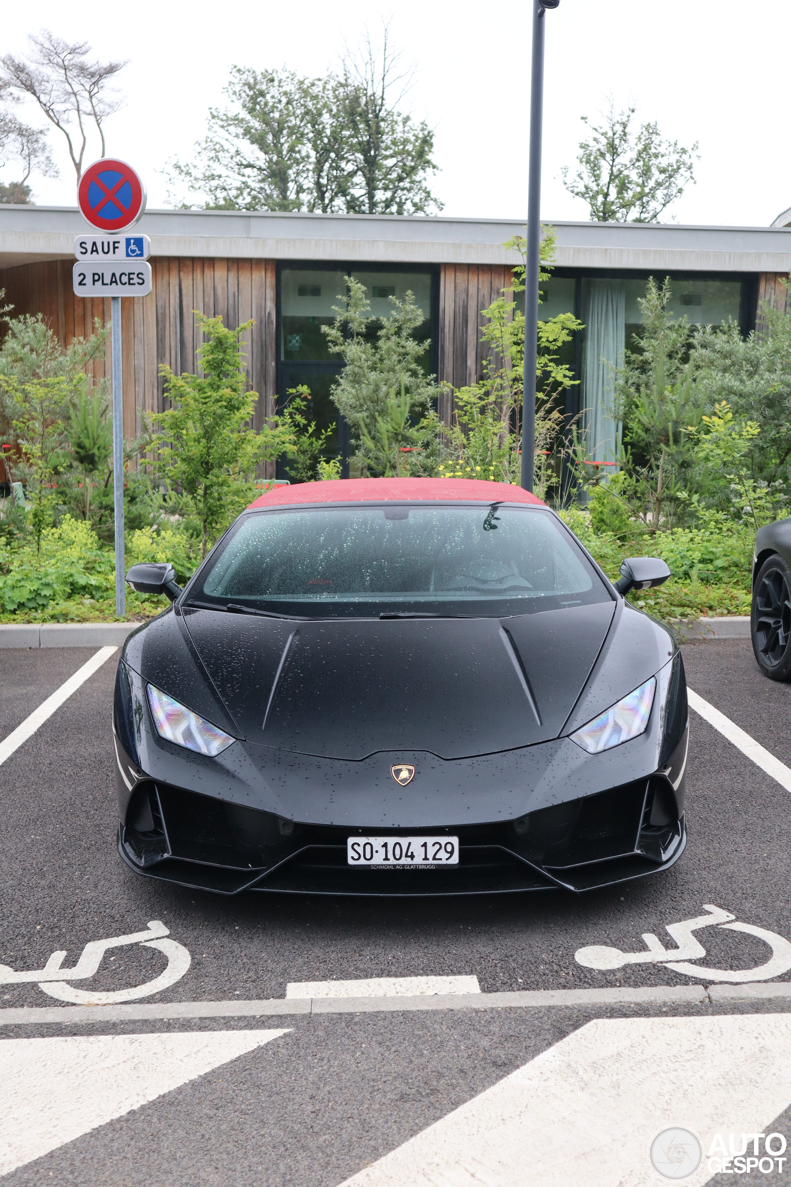 Lamborghini Huracán LP640-4 EVO Spyder