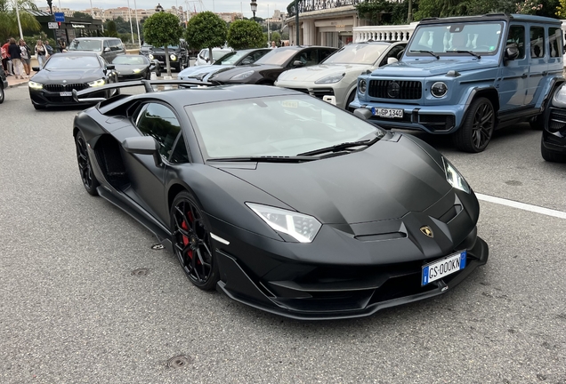 Lamborghini Aventador LP770-4 SVJ