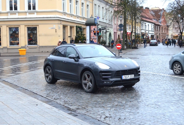 Porsche 95B Macan GTS MkI