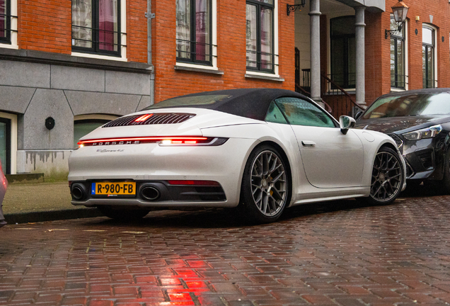 Porsche 992 Carrera 4S Cabriolet