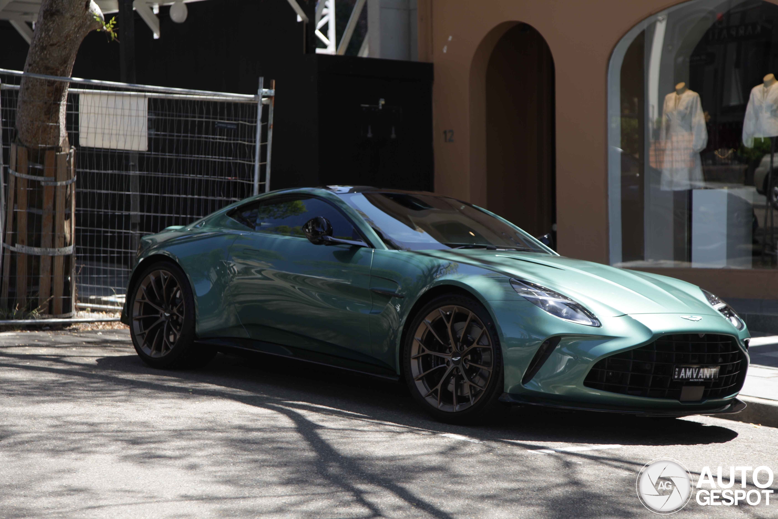 Aston Martin Vantage 2024