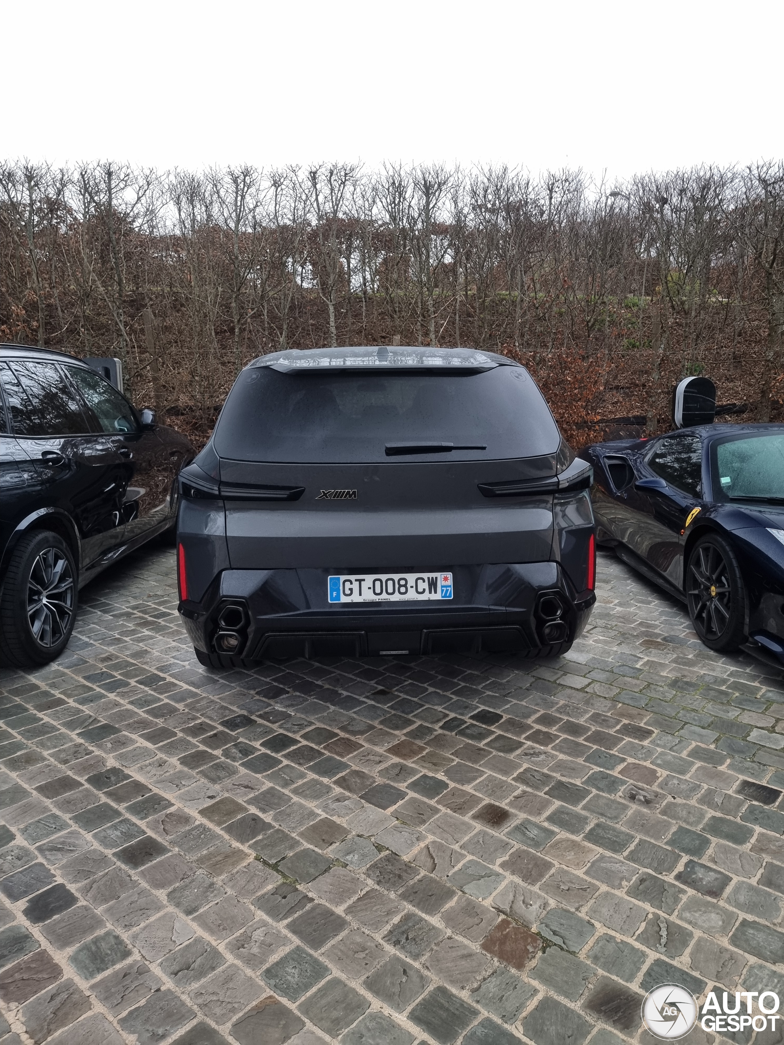BMW XM G09