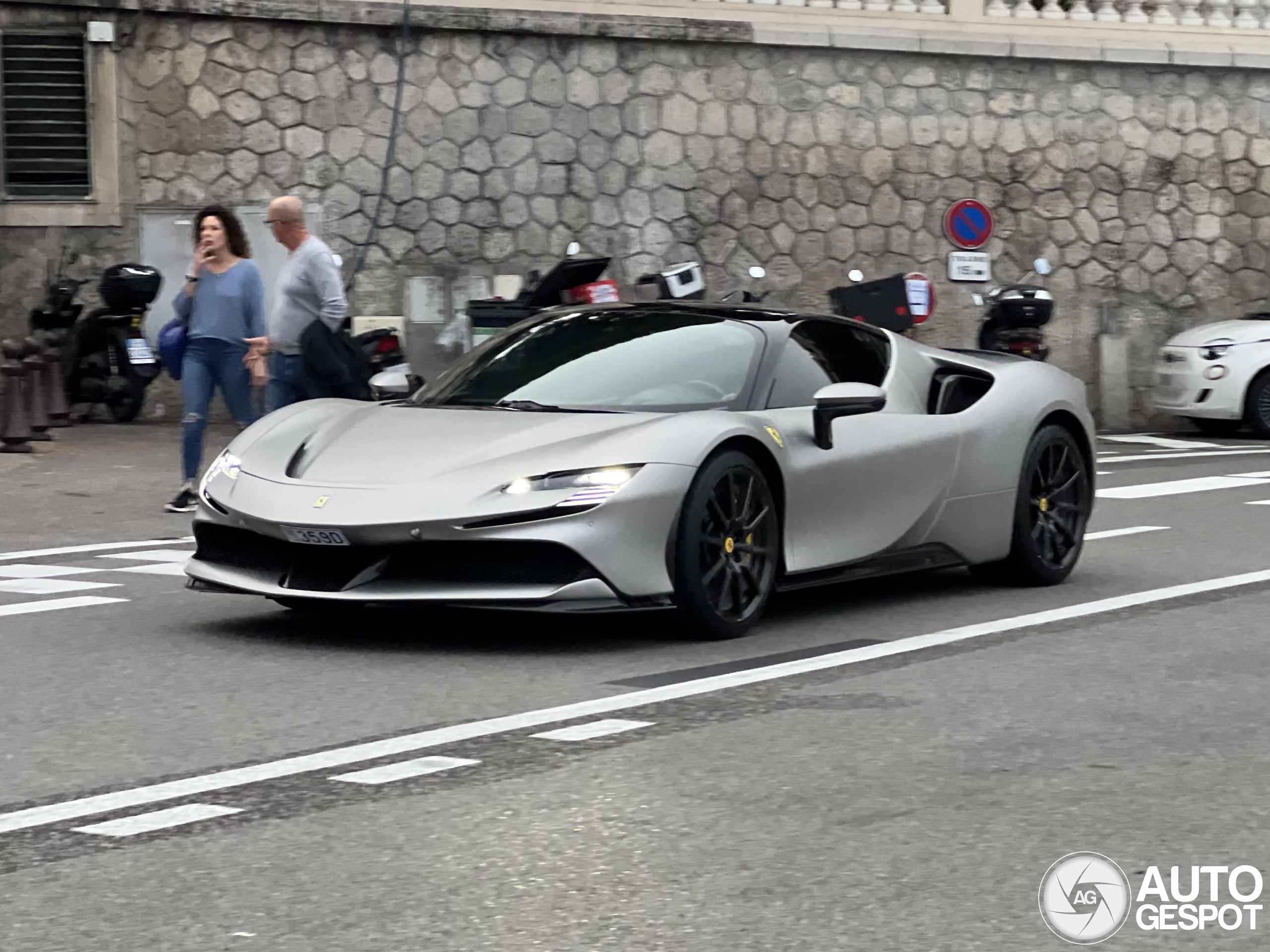 Ferrari SF90 Stradale Assetto Fiorano