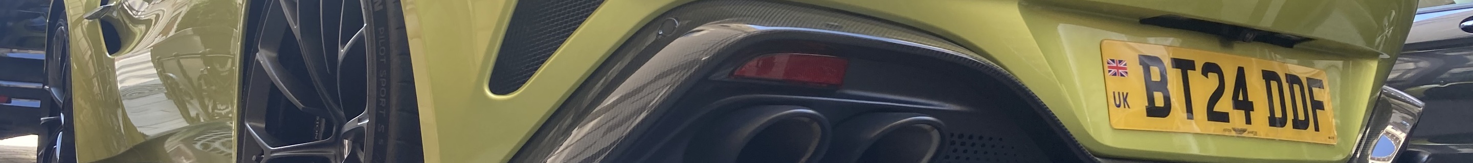 Aston Martin Vantage 2024
