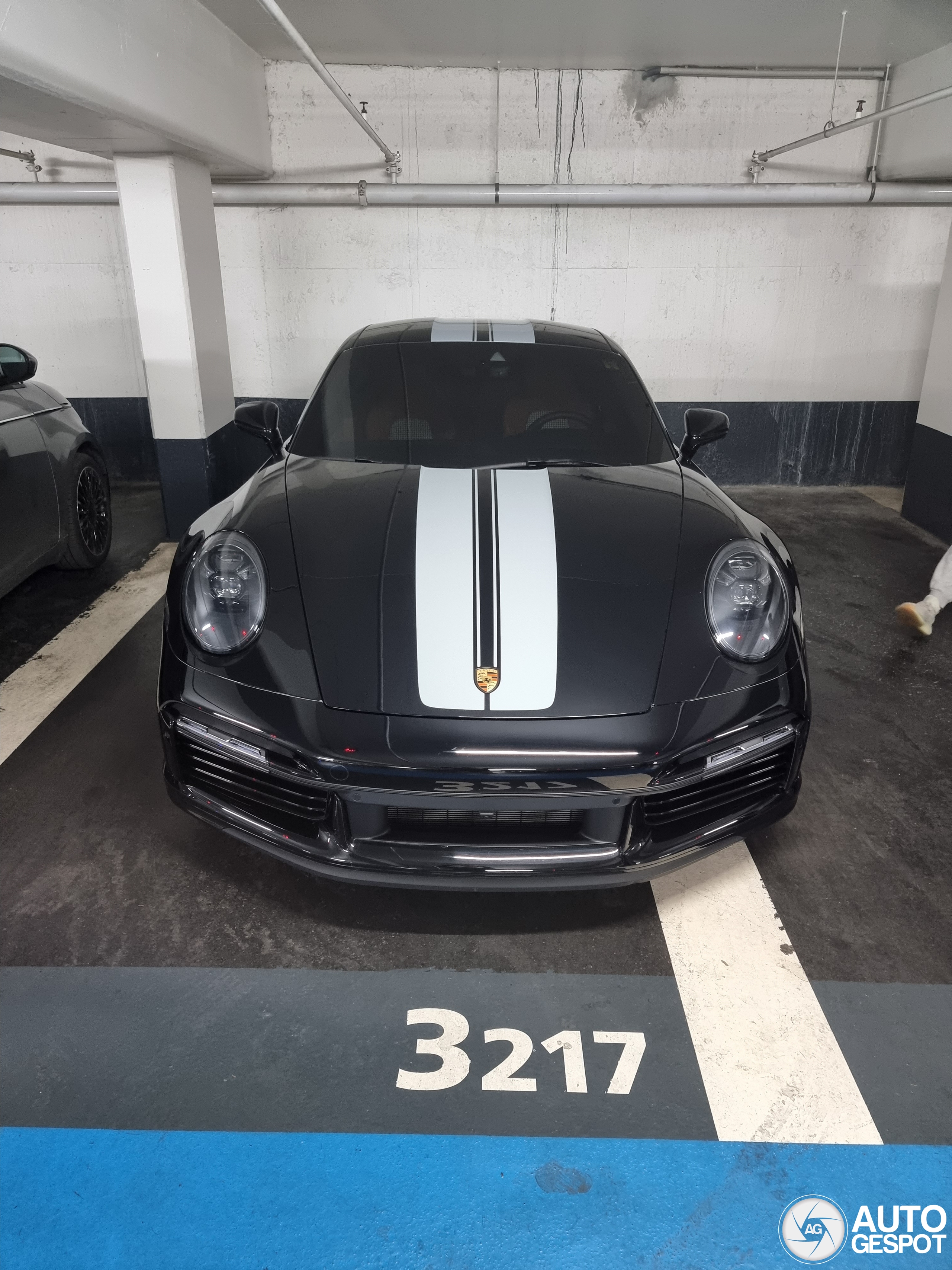 Porsche 992 Sport Classic