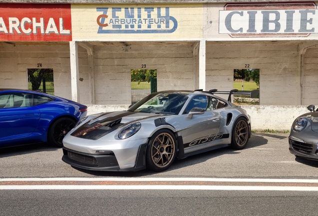 Porsche 992 GT3 RS Weissach Package