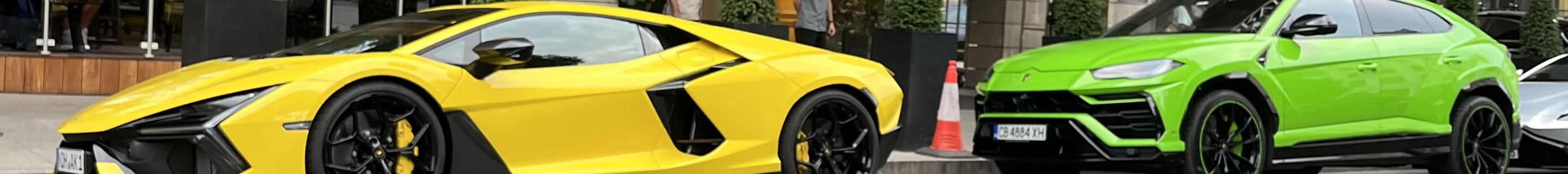 Lamborghini Revuelto