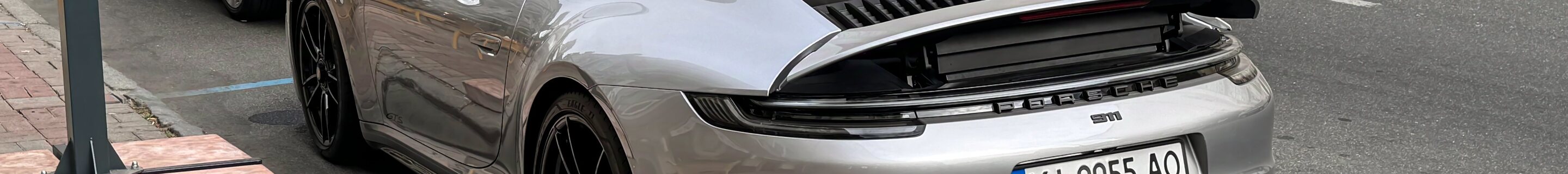 Porsche 992 Carrera GTS
