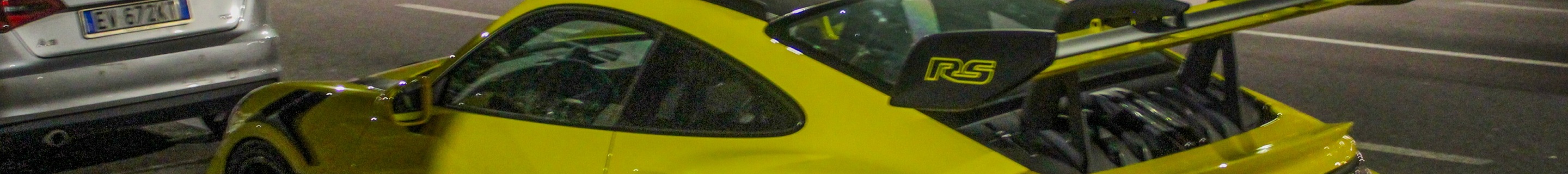 Porsche 992 GT3 RS Weissach Package