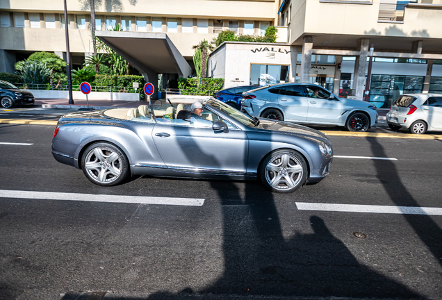 Bentley Continental GTC 2012