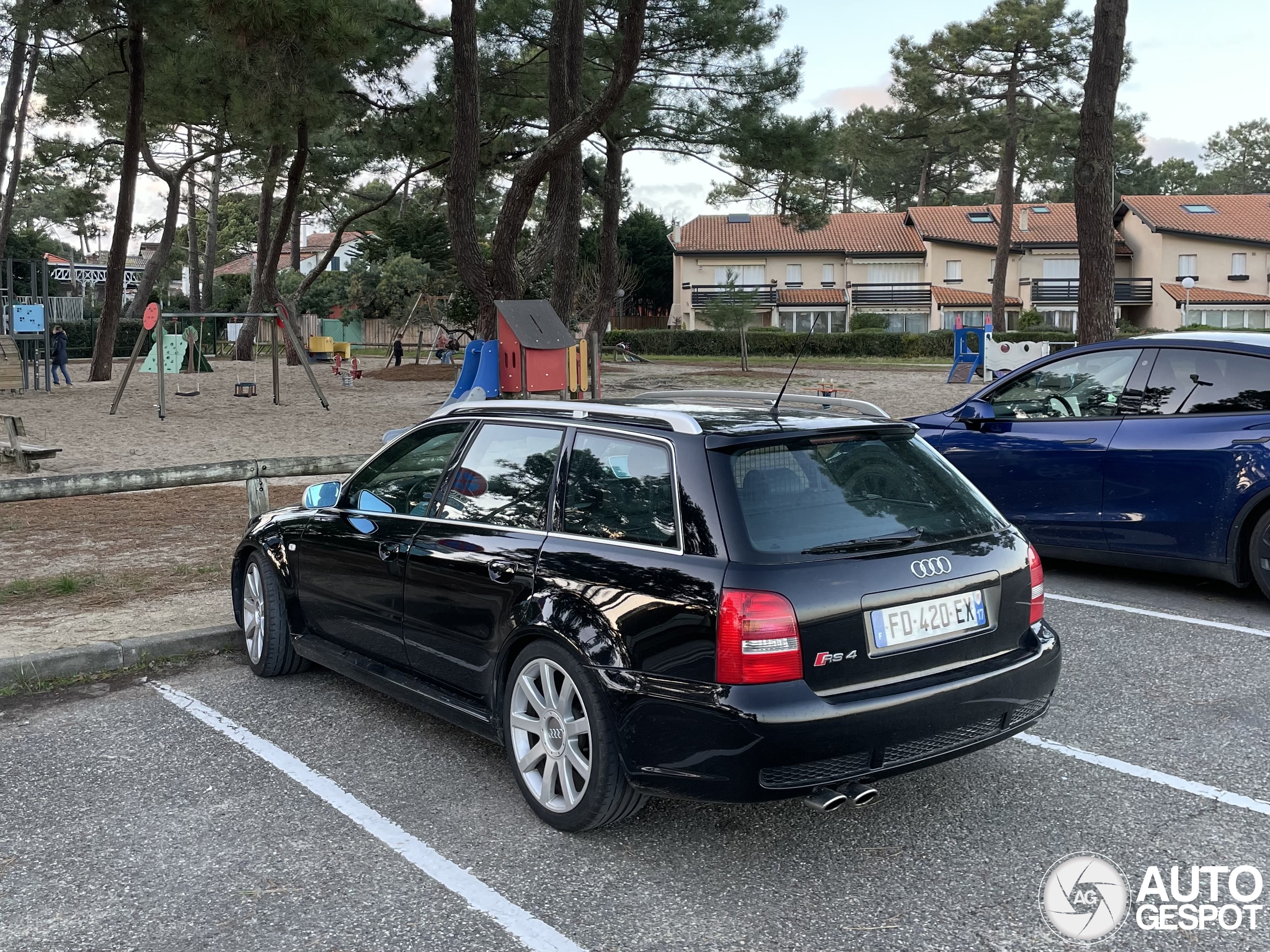 Audi RS4 Avant B5