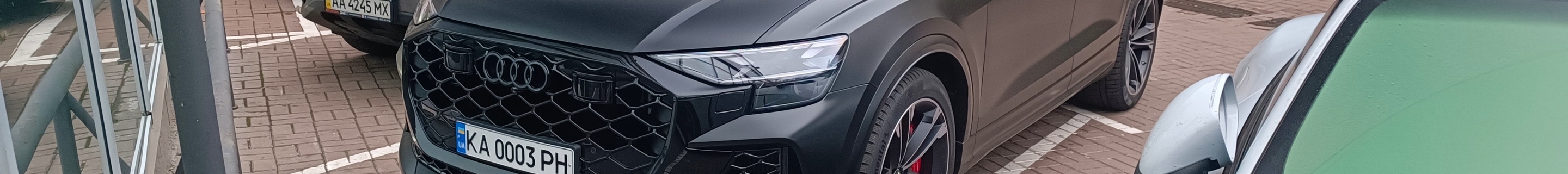 Audi RS Q8 2024
