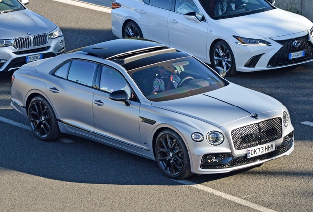 Bentley Flying Spur Hybrid S