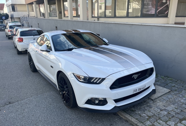 Ford Mustang GT 2015