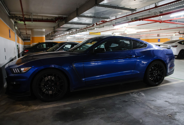Ford Mustang GT 2015