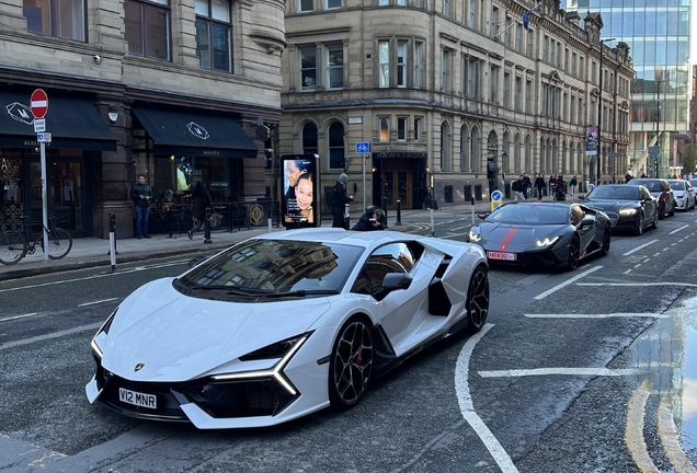 Lamborghini Revuelto