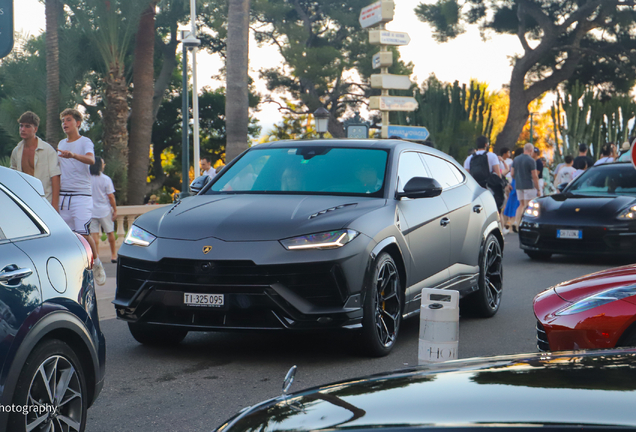 Lamborghini Urus Performante
